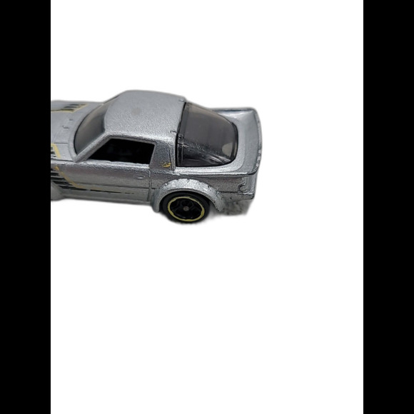 Hot Wheels Mazda RX-7 - 2011 Car 1:64 - Picture 13 of 16